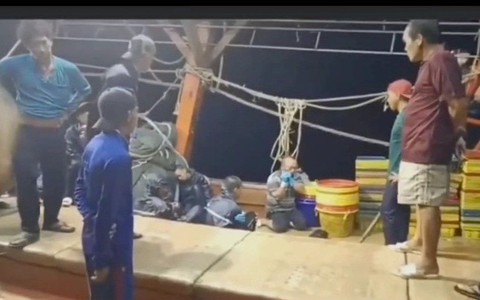 Vụ 4 ngư dân bị đánh dã man trên tàu cá: "Nhiều lần tôi định nhảy xuống biển..."