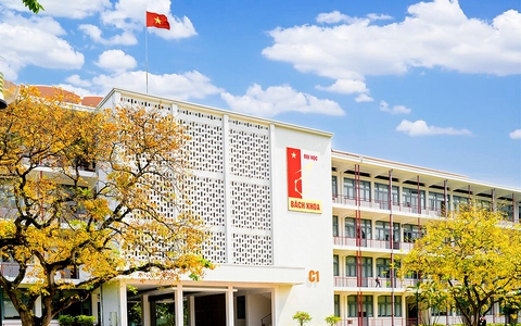 "Soi" mức lương của ngành học đến thủ khoa khối A00 cũng trượt: Lương có thể hơn 10.000 USD/tháng