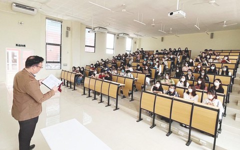Không phải Tiếng Anh, đây mới là ngoại ngữ có điểm chuẩn cao nhất năm 2023: 28,5 điểm mới đỗ!