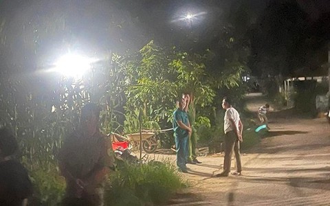 Cụ ông 76 tuổi bất ngờ dùng dao đâm con gái tử vong