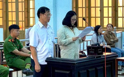 Cặp vợ chồng giáo viên lừa đảo, dựng chuyện để uy hiếp ngược chủ nợ