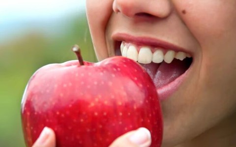 Táo cực tốt nhưng sẽ thành ‘cực độc’ nếu ăn quá nhiều bộ phận này