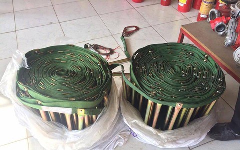 "Loạn" giá đồ cứu hoả sau vụ cháy chung cư mini 