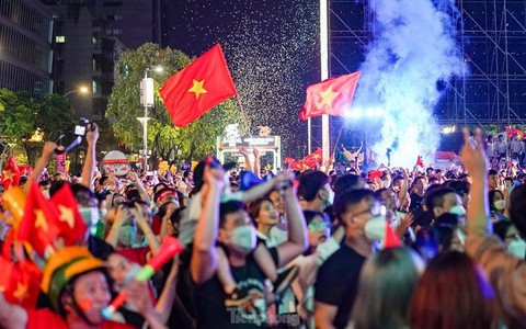 TPHCM cấm phương tiện lưu thông vào đường Nguyễn Huệ trong 2 buổi tối