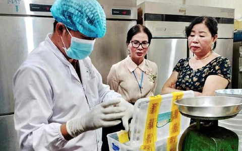 Phát hiện nhiều loại vi khuẩn nguy hiểm trong mẫu bánh mì Phượng khiến gần 150 người bị ngộ độc