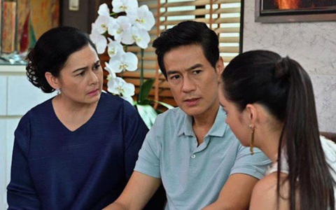Không có tiền cho con ăn học, chị dâu cầu cứu bố mẹ chồng