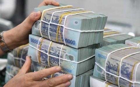 Vợ chồng giám đốc doanh nghiệp bị cáo buộc chiếm đoạt tiền ngân hàng