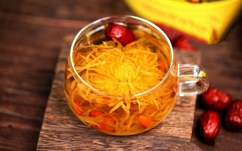 Thức uống cho những người thường xuyên sử dụng máy tính, giúp dưỡng ẩm da và bảo vệ thị lực
