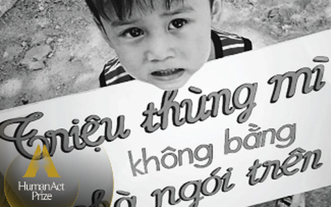 Hơn 1000 gia đình thắng “giặc nước” và cuốn sổ đặc biệt: Triệu thùng mì gói không bằng nhà ngói trên cao!