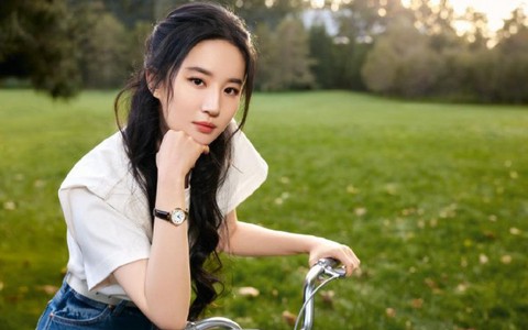 Diễn viên Lưu Diệc Phi có làn da như em bé nhờ chăm bổ sung collagen từ những món này