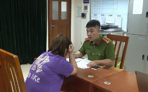 Nhắn tin “tống tiền” thử lòng chồng có phải chịu trách nhiệm hình sự?