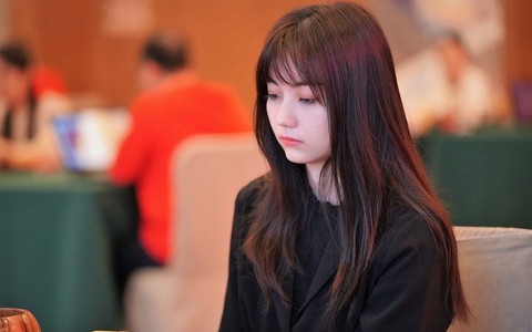 Nhan sắc gây thương nhớ của "Nữ thần cờ vây Đài Loan"