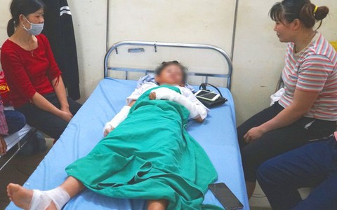 Nguyên nhân bất ngờ vụ nổ bóng bay tại lễ khai giảng khiến 10 học sinh bỏng