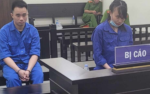 Cặp vợ chồng bảo mẫu hành hạ bé gái hơn 1 tuổi suýt mất mạng