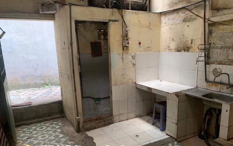 Nữ sinh hết hồn khi xem phòng trọ được "hét giá" 2,5 triệu cả gác xép, thực tế bên trong khiến khối người chạy mất dép!