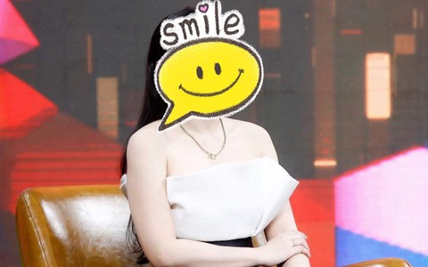 Từng vướng lùm xùm bênh chồng mới, không thương con, 4 năm sau, nữ ca sĩ chia sẻ 1 câu về chuyện dạy con mà được khen rối rít