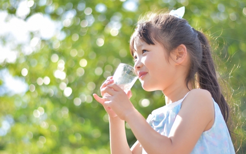 Làm thế nào để tạo động lực và rèn thói quen tốt cho trẻ?