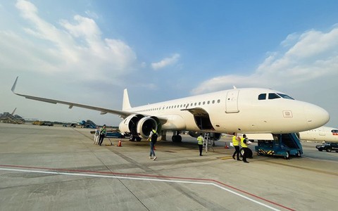 Từ Nam ra Bắc ăn Tết mà phải bay lòng vòng như quá cảnh nước ngoài
