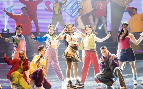 Quán quân Vietnam Idol Hà An Huy và Giana lần đầu kết hợp trên sân khấu "Chào năm mới - Đa sắc 2024"