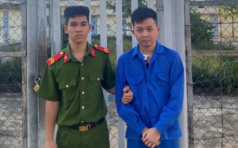 Bắt đối tượng lập Facebook “ảo” lừa đảo, chiếm đoạt tài sản của gần 300 người
