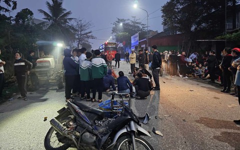 Thương tâm 2 vợ chồng bị xe khách tông tử vong khi đi làm lúc sáng sớm