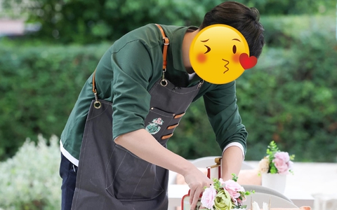 Nhan sắc của mỹ nam Hoa ngữ này lạ lắm: Lên phim xấu cay mắt, ngoài đời đẹp dữ dội làm chị em gục ngã