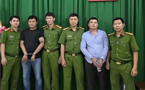 TP.HCM: Bắt giữ 2 giang hồ cộm cán Nam "cây thị" và Trung "mọi"