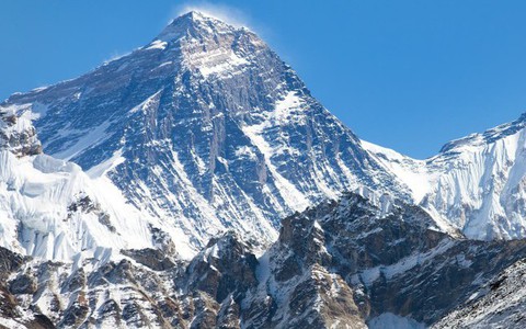 Bí ẩn đằng sau việc "nóc nhà thế giới" Everest đang không ngừng cao lên