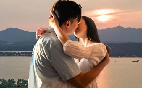 3 vị trí cần tránh "thể hiện tình cảm" kẻo rước họa đáng tiếc