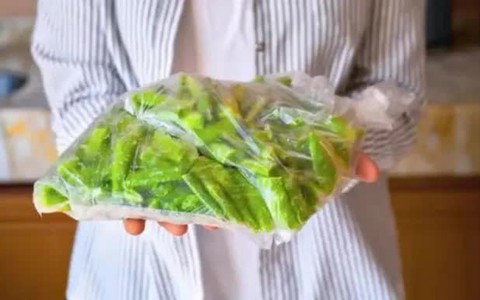 Cách đơn giản giúp rau không héo úa cả tuần