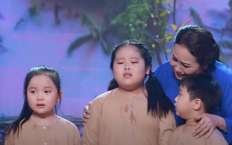 Nữ nghệ sĩ 62 tuổi mới nhận 4 con nuôi là ai?