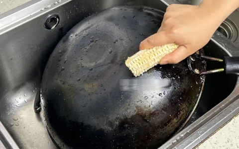 Lõi ngô người khác vứt đi, tôi lại biết 5 cách tận dụng: Đặc biệt điều 4, mẹ chồng khó tính cũng phải khen