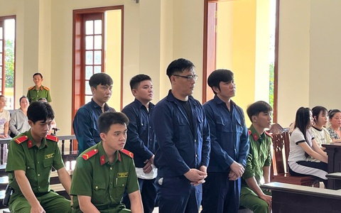 Chủ quán karaoke Tươi Cười đã “lợi dụng” 3 bé gái chưa đủ 16 tuổi thế nào?