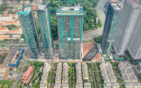 Giật mình với giá nhà ở TP.HCM, gần 600 triệu đồng/m2