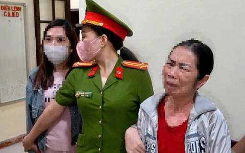 Xâm phạm nhà ở cháu gái, 3 người phụ nữ bị khởi tố