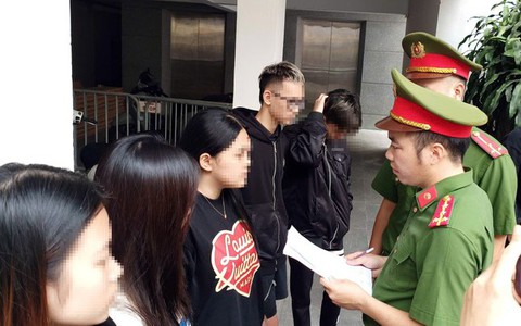 Vụ cô gái bị đoàn xe "đi bão" tông tử vong ở Hà Nội: Lời ân hận muộn màng của nữ "quái xế"