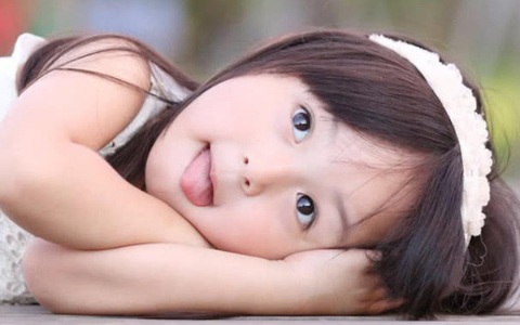 Nếu muốn con tự giác, sau khi tan học cha mẹ buộc phải biết “giữ miệng” 3 điều này