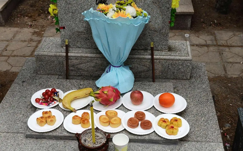 3 loại quả kiêng mang đi viếng mộ dịp cuối năm