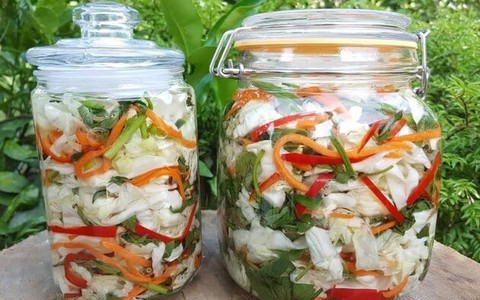 Cách muối dưa bắp cải giòn ngon, đơn giản