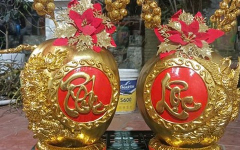 Trái cây độc lạ 'trình làng' dịp Tết