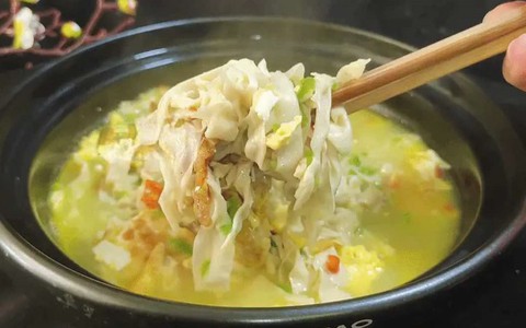 Nấu món này cho bữa cơm nhà khi trời lạnh là một ý tưởng không tồi, còn ngon hơn ăn cá và thịt đấy!