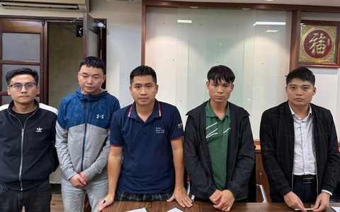 Tạm giữ đối tượng trả 30 tỷ đồng/m2 để "phá" phiên đấu giá đất ở Sóc Sơn