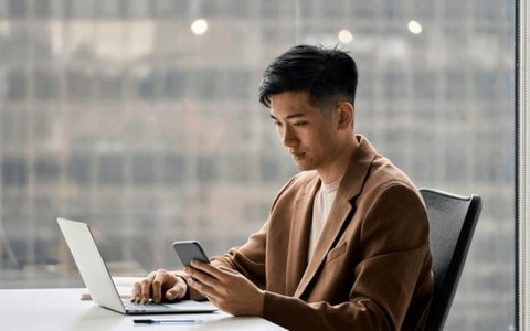 Nghỉ Tết Dương lịch 1 ngày không bõ, nhiều gen Z thà tăng ca để kiếm thêm