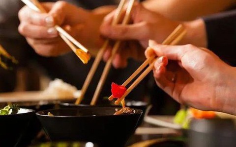 Trong nhà có 3 thứ là mầm mống "kích hoạt" tế bào ung thư phổi, đừng tiếc rẻ mà giữ lại