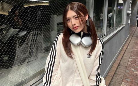 Có 1 mẫu áo adidas đang "càn quét" tủ đồ idol Kpop, giá tăng hơn 4 lần vì quá hot
