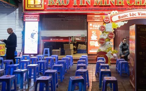 Diễn biến lạ trong sáng sớm ngày vía Thần Tài 2024 trên 'phố vàng' Hà Nội