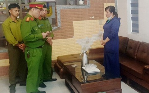 Giả danh nhân viên ngân hàng lừa đảo 4,5 tỷ đồng, người phụ nữ bị khởi tố