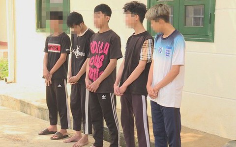 Bé gái 12 tuổi bị 5 thanh, thiếu niên hiếp dâm trong đêm
