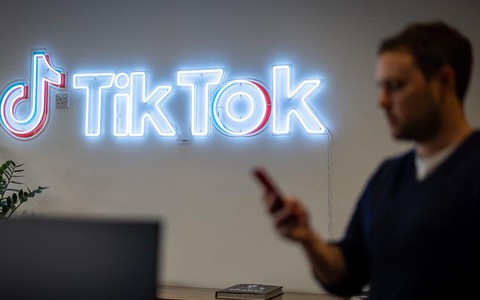 Đột nhập nơi làm việc của TikTok: Đằng sau hàng triệu video giải trí tươi vui là ngành công nghiệp vắt kiệt sức