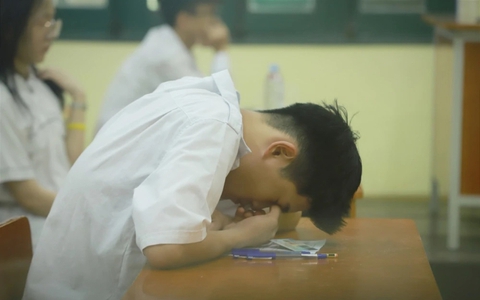 Nóng nhất lúc này: Phụ huynh Hà Nội tranh luận từ sáng đến tối, thống thiết gửi "tâm thư" đến Sở Giáo dục và Đào tạo